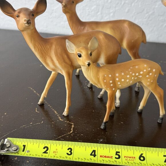 Vtg Celluloid Hard Plastic Deer Figurines Set of 4 Hong Kong 3 Doe 1 Fawn Bambi - Picture 3 of 12